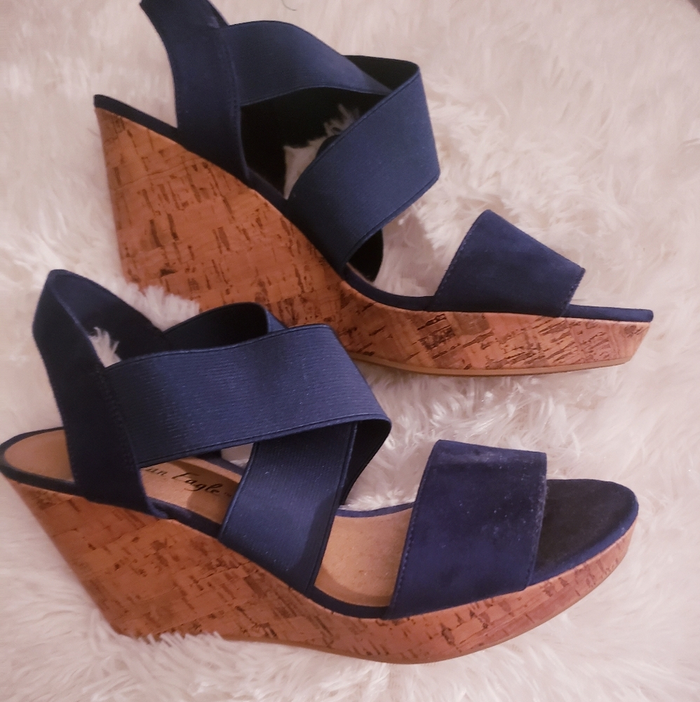 American eagle wedge sandals